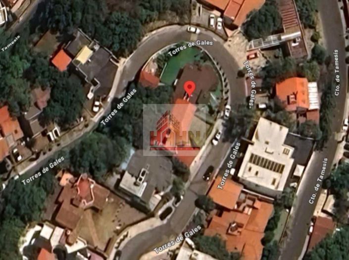 Image No.1-5 Bed House for sale