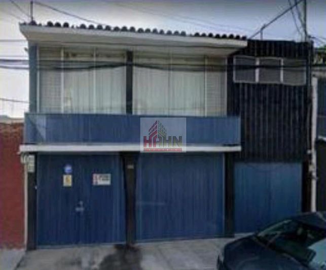 Image No.1-4 Bed House for sale