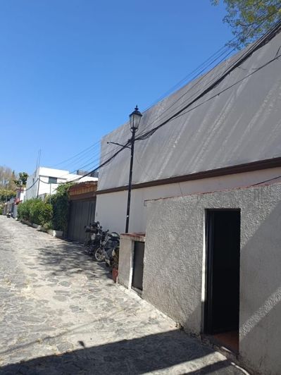 Image No.1-11 Bed House for sale