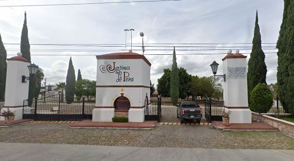 Image No.1-4 Bed House for sale