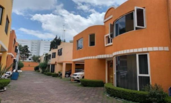 Image No.1-3 Bed House for sale