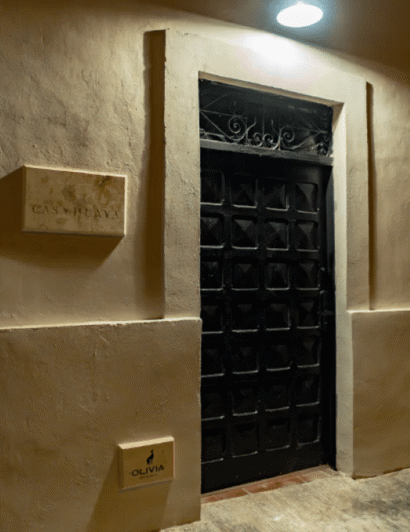 Image No.1-5 Bed House for sale