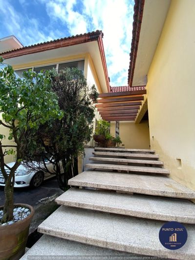 Image No.1-4 Bed House for sale