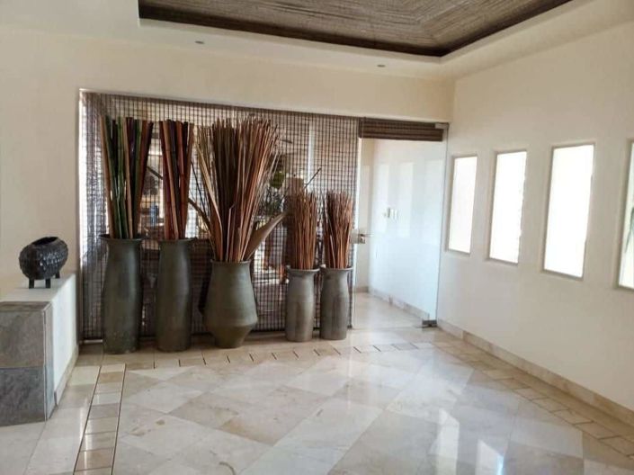 Image No.1-6 Bed House for sale