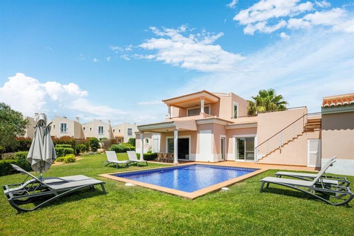 Image No.1-3 Bed Villa for sale