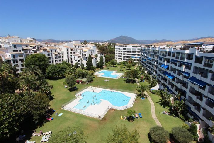 Image No.1-4 Bed Apartment for sale