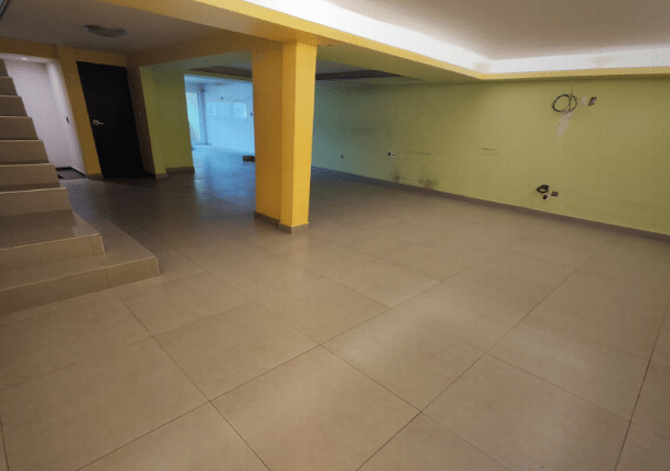 Image No.1-3 Bed House for sale