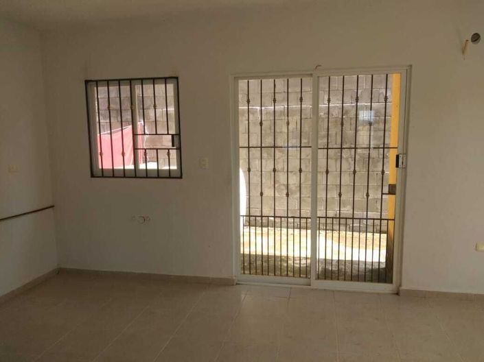 Image No.1-2 Bed House for sale