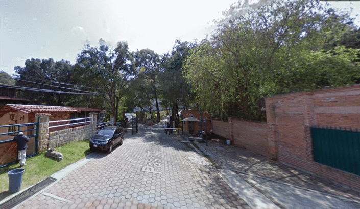 Image No.1-4 Bed House for sale
