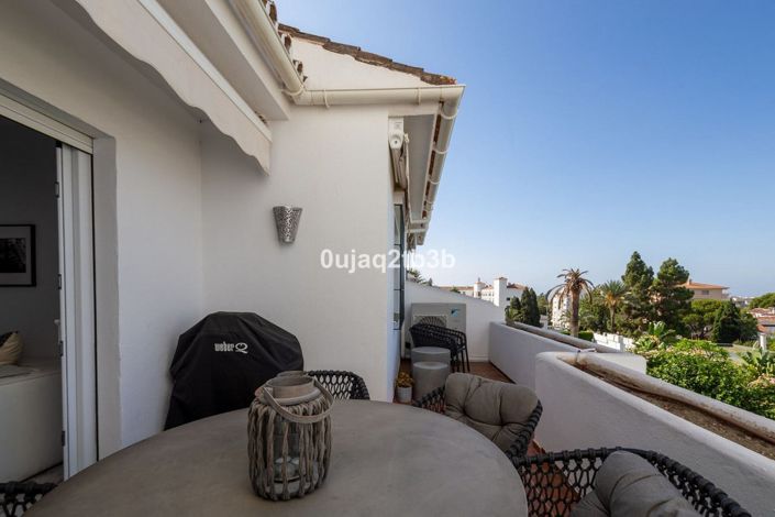 Image No.1-3 Bed Apartment for sale