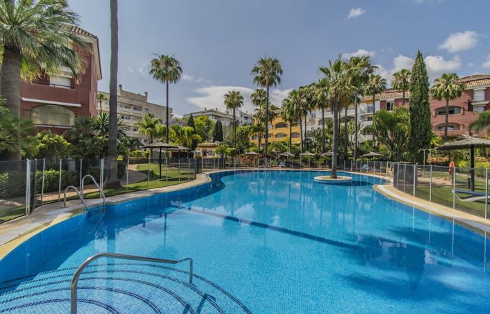 Image No.1-2 Bed Apartment for sale