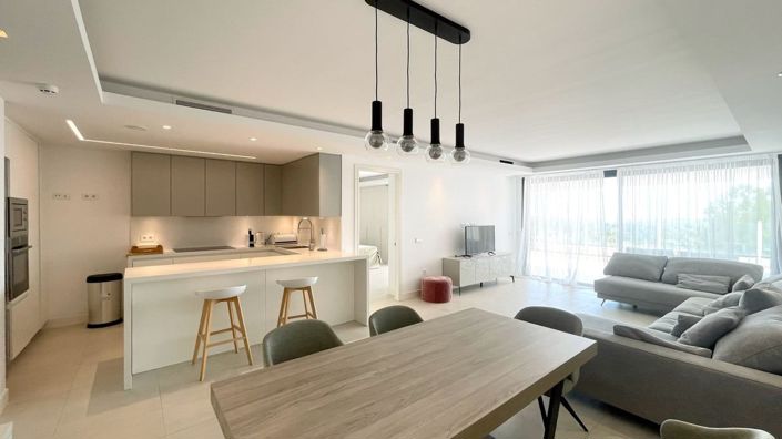 Image No.1-3 Bed Apartment for sale