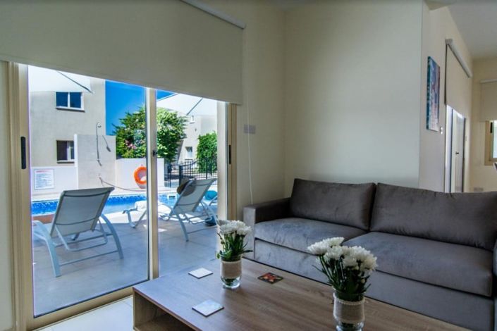 Image No.6-3 Bed House for sale