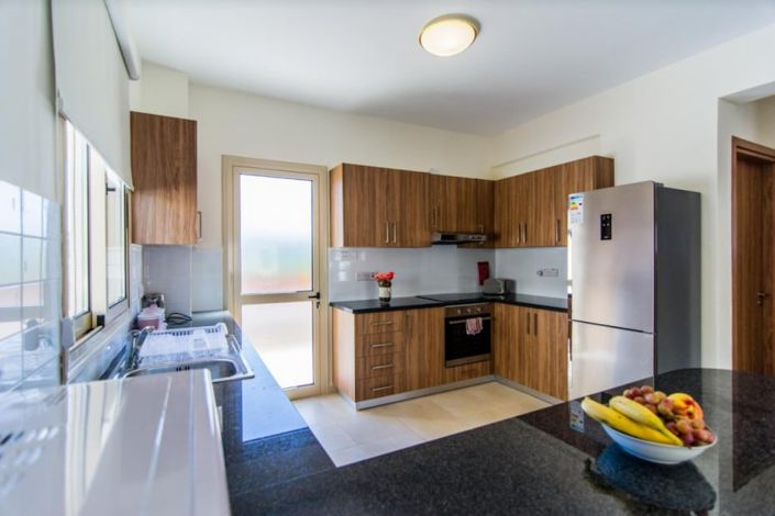 Image No.9-3 Bed House for sale