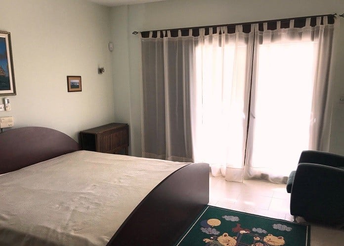 Image No.10-5 Bed House for sale