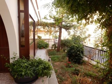 135543-detached-villa-for-sale-in-talafull
