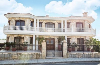 135829-detached-villa-for-sale-in-agia-fylafu