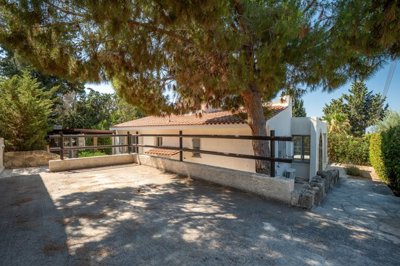 713306-bungalow-for-sale-in-tala-kamaresorig
