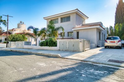 574134-detached-villa-for-sale-in-pegia-coral