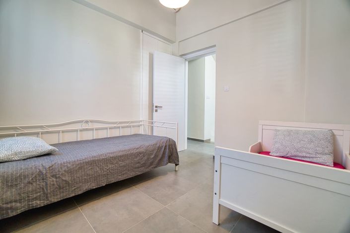 Image No.10-6 Bed House for sale