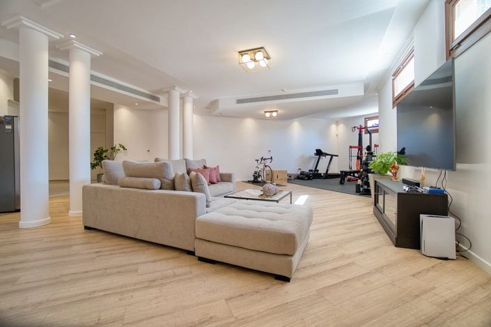 Image No.7-Maison de 5 chambres à vendre à Mouttagiaka