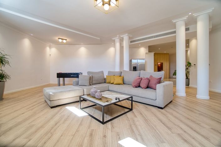 Image No.9-Maison de 5 chambres à vendre à Mouttagiaka