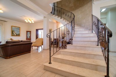 559253-detached-villa-for-sale-in-ypsonasorig