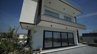 448638-detached-villa-for-sale-in-parekklisia
