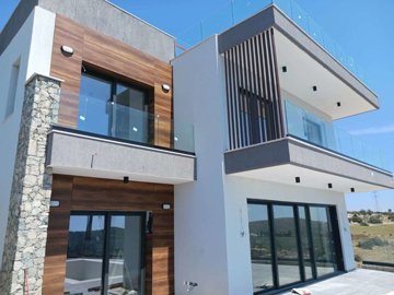 448576-detached-villa-for-sale-in-parekklisia
