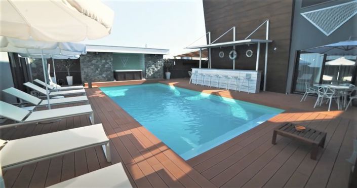 Image No.1-7 Bed House for sale