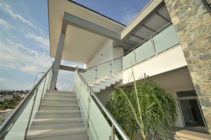 Image No.3-3 Bed House for sale