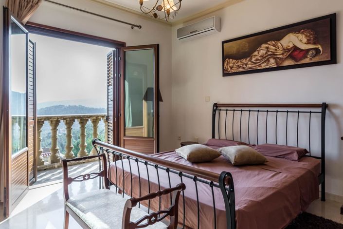 Image No.5-4 Bed House for sale