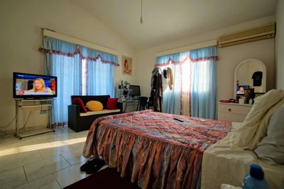164985-detached-villa-for-sale-in-ypsonasorig