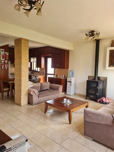 Image No.1-5 Bed House for sale