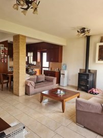 460978-semi-detached-villa-for-sale-in-zakaki