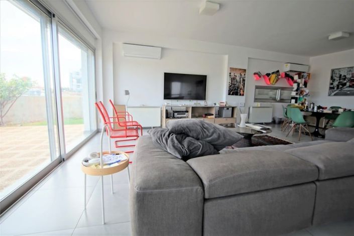 Image No.2-Maison de 5 chambres à vendre à Limassol