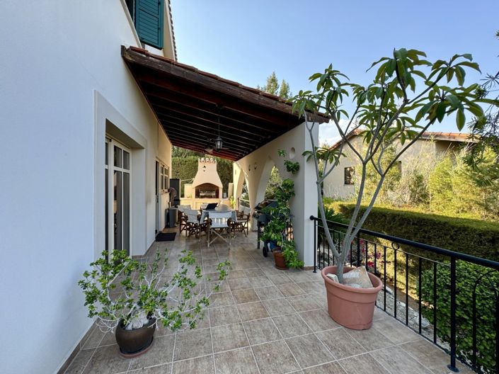 Image No.4-Maison de 4 chambres à vendre à Agios Tychonas