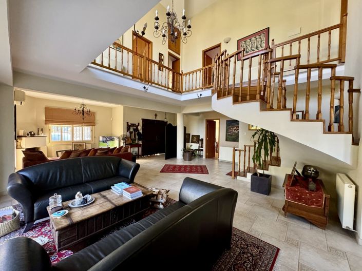 Image No.5-Maison de 4 chambres à vendre à Agios Tychonas