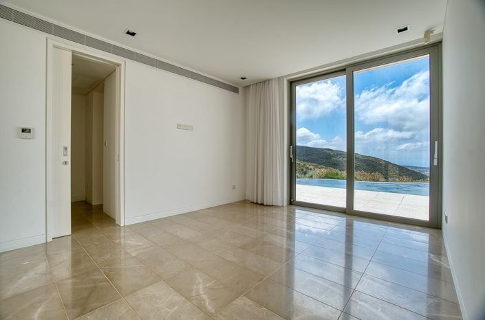 Image No.9-Maison de 4 chambres à vendre à Tsada