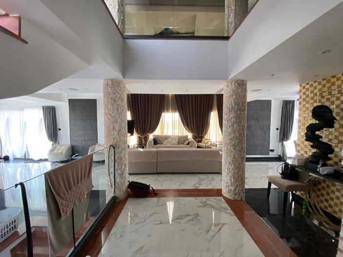 Image No.8-3 Bed House for sale