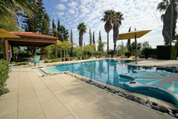 Image No.3-5 Bed House for sale