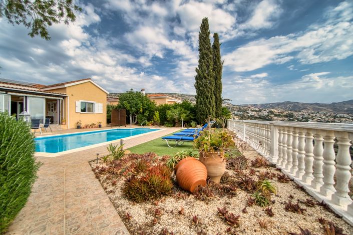 Image No.2-3 Bed House for sale