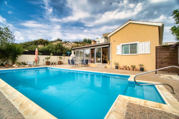 Image No.3-3 Bed House for sale