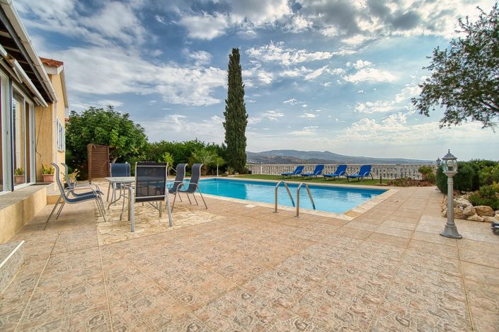 Image No.7-3 Bed House for sale