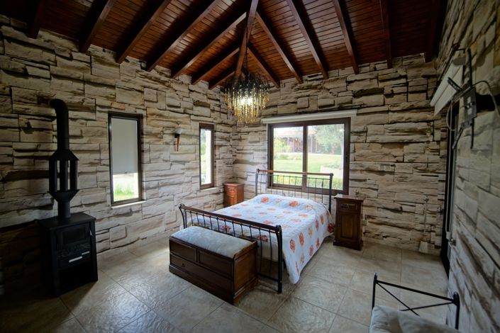 Image No.3-4 Bed House for sale