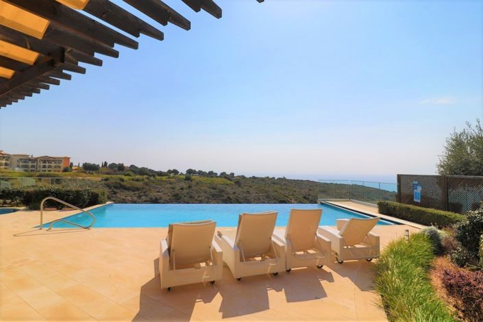 Image No.1-Maison de 6 chambres à vendre à Aphrodite Hills