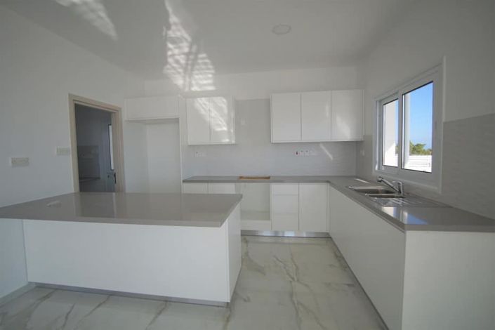 Image No.2-Maison de 3 chambres à vendre à Sea Caves