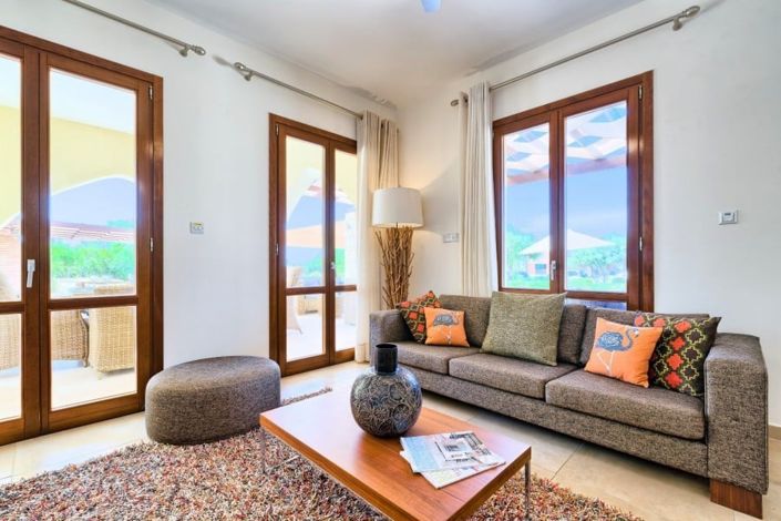 Image No.10-5 Bed House for sale