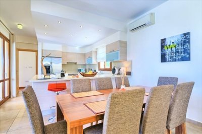 202221-detached-villa-for-sale-in-kouklia-aph