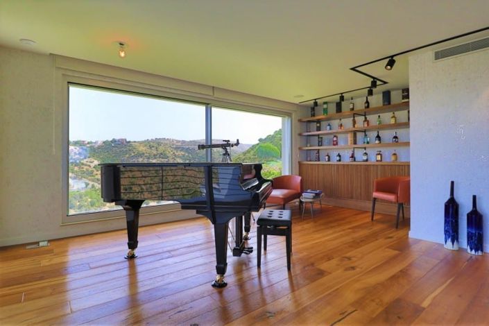 Image No.10-4 Bed House for sale